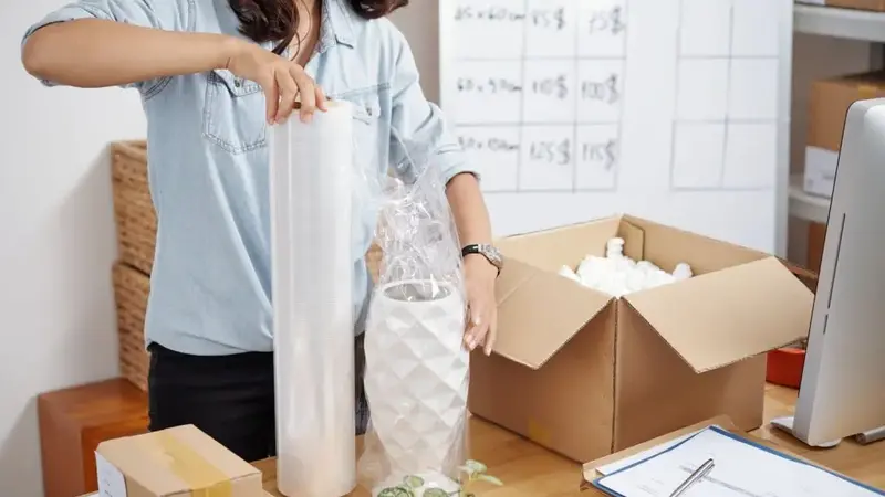 The Best Practices for Packaging Fragile Items for Long Transits